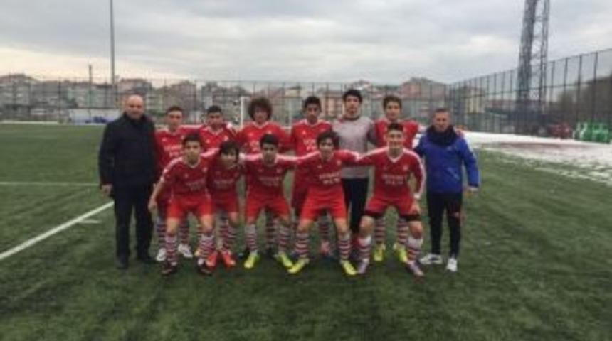 Sitespor U-15 Takımı Şampiyonluğa &Ccedil;ok Yaklaştı
