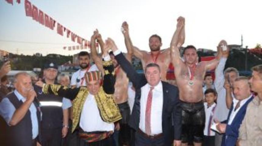 Yağlı G&uuml;reşin Merkezi Alaplı Oldu