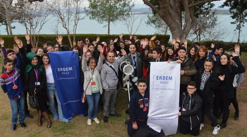 Kolej &Ouml;ğrencileri Uzay Ve Astronomi Konularını Mercek Altına Aldı