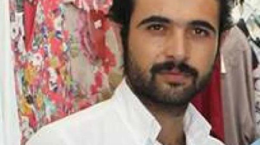 Kavgayı ayırmak isterken &ouml;ld&uuml;r&uuml;len gen&ccedil; toprağa verildi