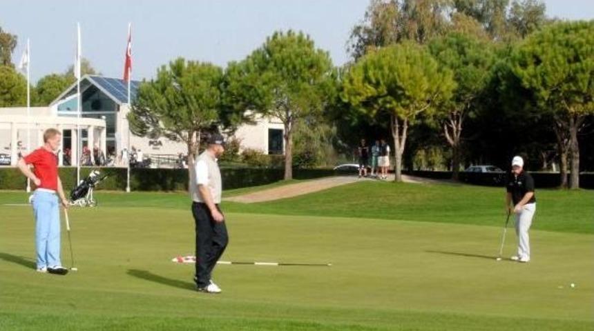 İngiltere'nin en iyi golf&ccedil;&uuml;leri antalya'da se&ccedil;ildi