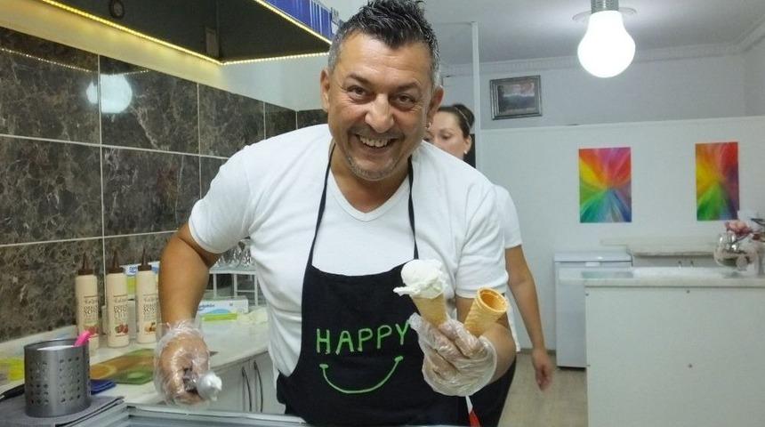 Manda Kaymağı Dondurması İlgi G&ouml;r&uuml;yor