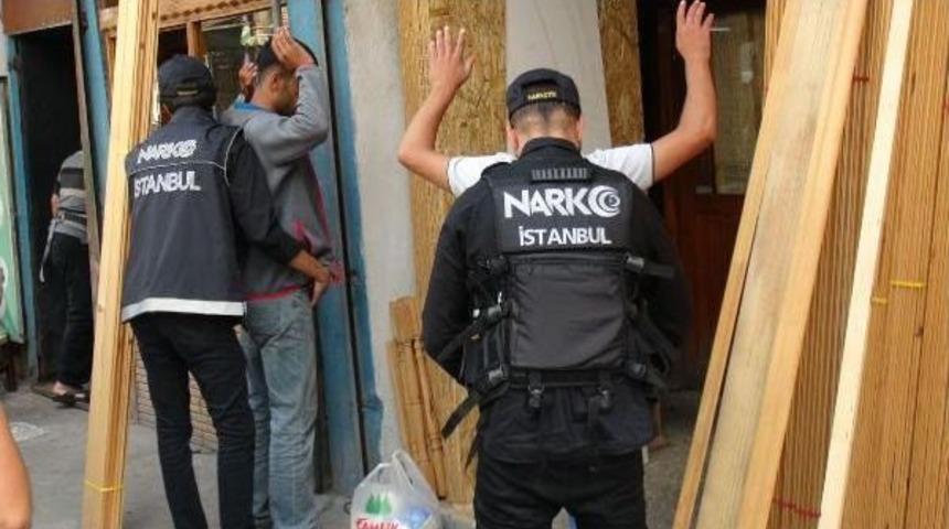 Beyoğlu'nda Uyuşturucu Operasyonu