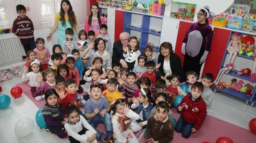 Başkan Kurt: "&ccedil;ocuklar Mutluysa Biz De Mutluyuz"