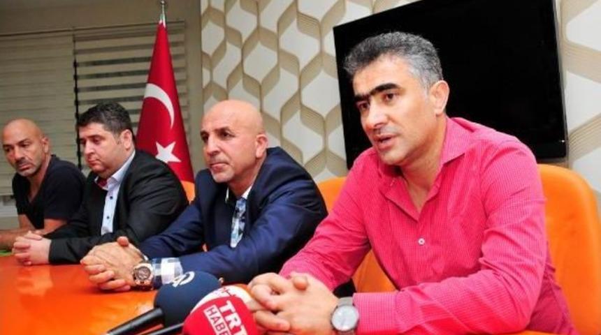 Alanyaspor teknik direkt&ouml;r&uuml; istifa etti