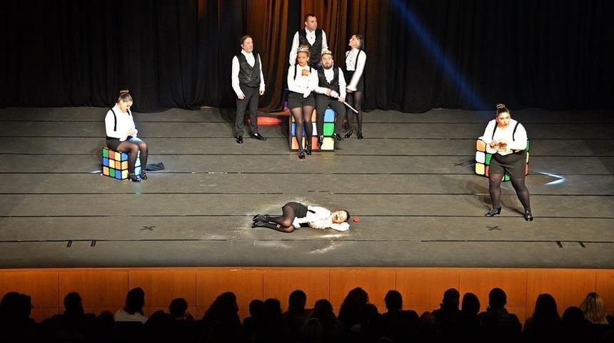 Münir Özkul İçin Sahne Aldılar