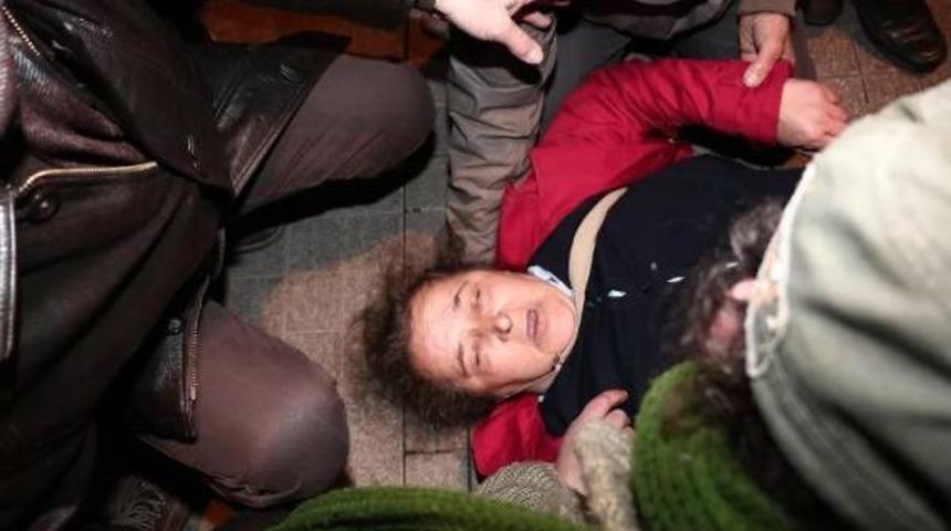 İstanbul kobani dayanışması'nın y&uuml;r&uuml;y&uuml;ş&uuml;ne izin verilmedi