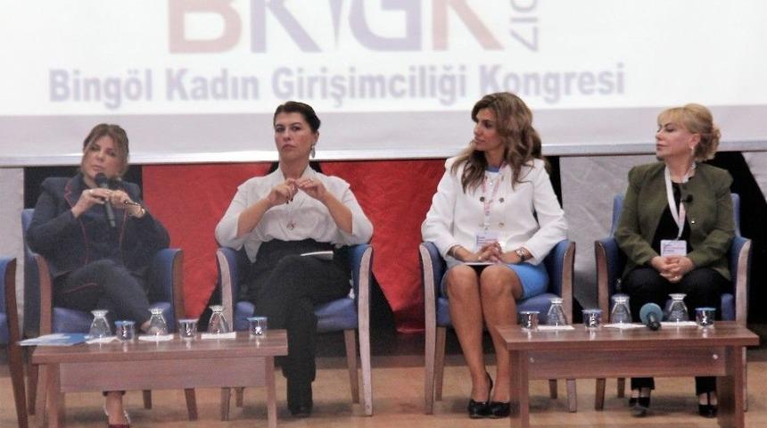 İş Kadınları &rsquo;t&uuml;rkiye&rsquo;nin Girişimci Kadın G&uuml;c&uuml;&rsquo;n&uuml; Anlattı