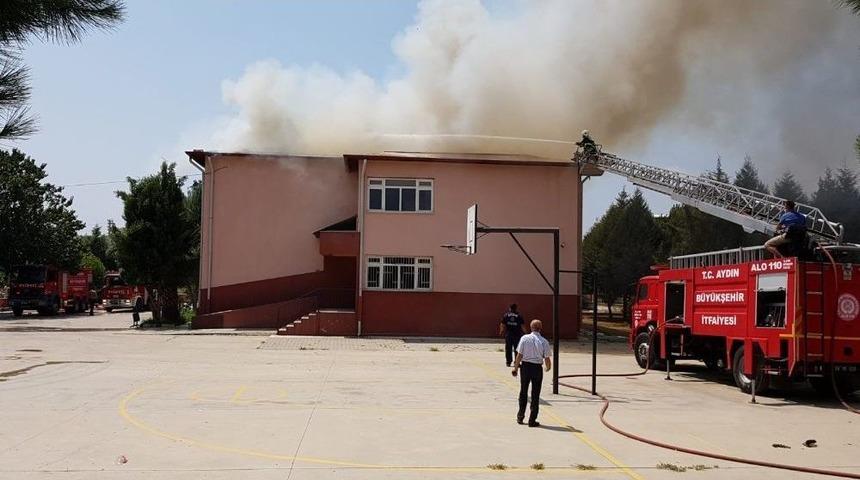 Aydın’da Okul Yangını