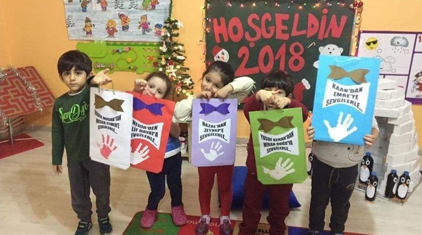 Anaokulu &Ouml;ğrencileri Kumbaralarında Topladıkları Parayı L&ouml;sev&rsquo;e Bağışladı