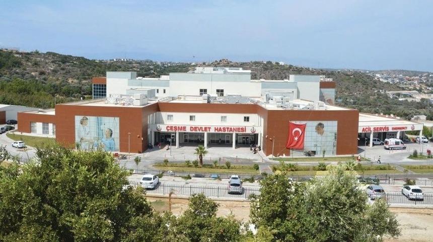 &Ccedil;eşme&rsquo;de Ge&ccedil;en Yıl 324 Bin Hastaya Bakıldı