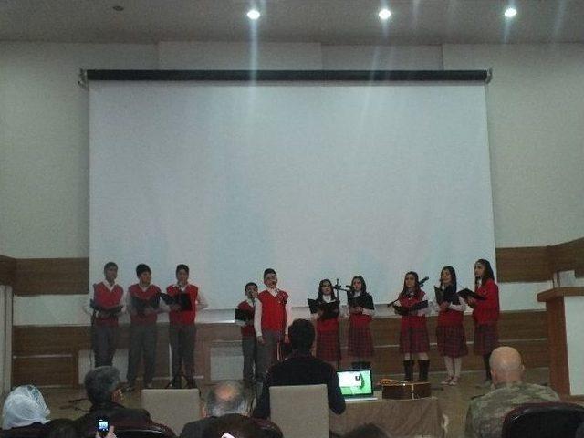 &Ouml;ğrencilerden M&uuml;zik Dinletisi 2