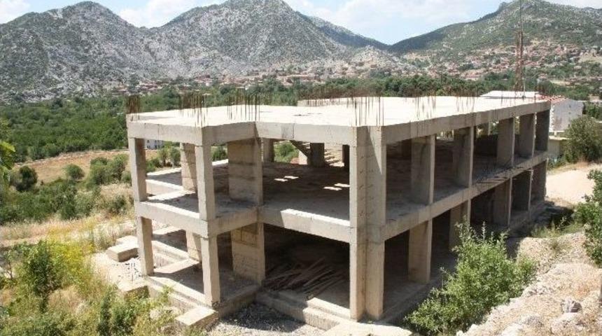 İbradı Konukevi Yapımına Başlanıyor