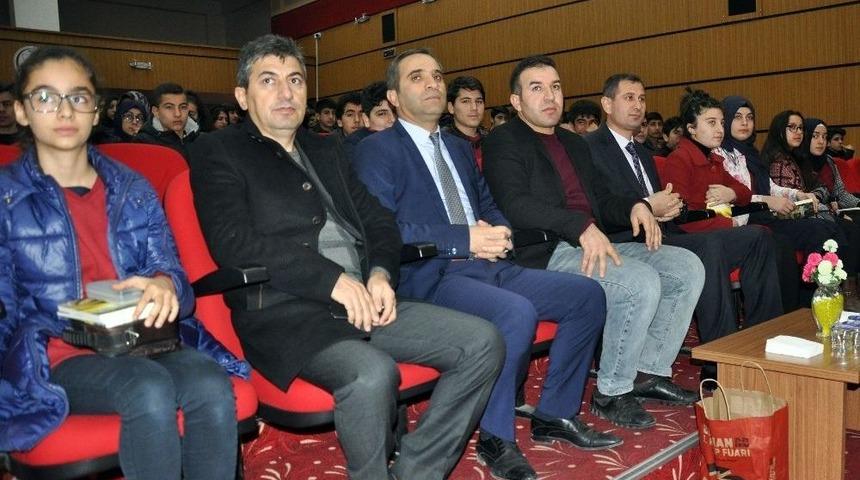 Midyat&rsquo;ta &lsquo;yazar-&ouml;ğrenci&rsquo; Buluşmaları Başladı
