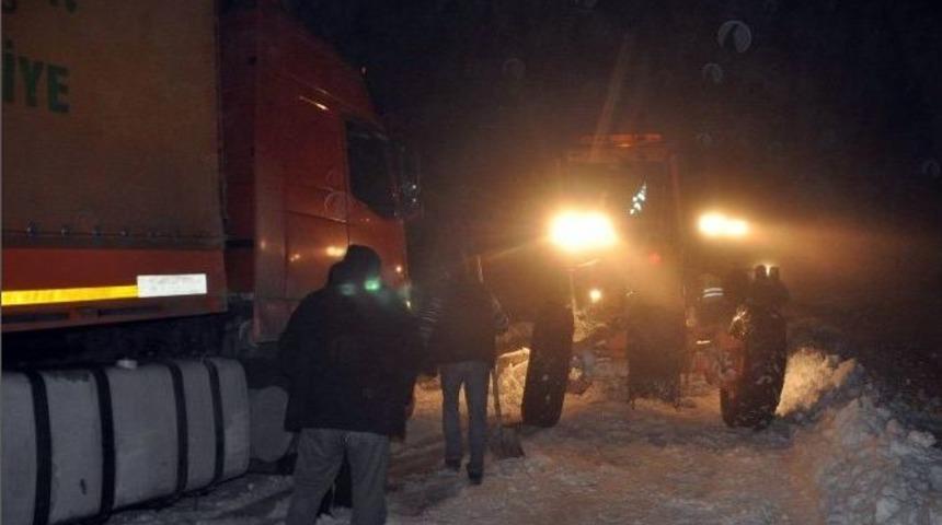 (&ouml;zel Haber) İlgin&ccedil; Ara&ccedil; Kurtarma Operasyonu