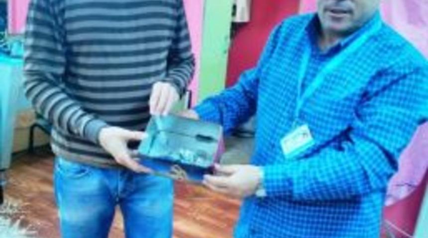 İzmit Belediyesi, Berberler Odası İle Sokak Hayvanları İ&ccedil;in Ortak Proje Y&uuml;r&uuml;t&uuml;yor