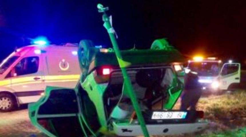 Takla Atan Araçtan Hafif Sıyrıklarla Kurtuldu