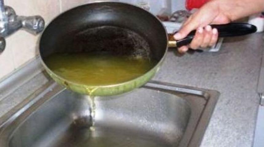 Bitkisel Yağları Lavabolara D&ouml;kmeyin