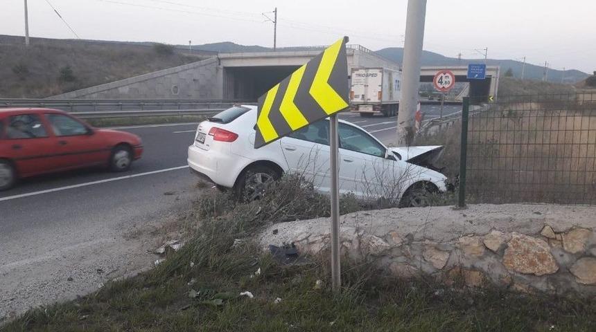 Bilecik’teki 2 Kazada 2 Kişi Yaralandı