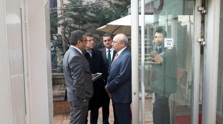Chp&rsquo;li Vekillerden Cumhuriyet Gazetesi&rsquo;ne Ziyaret