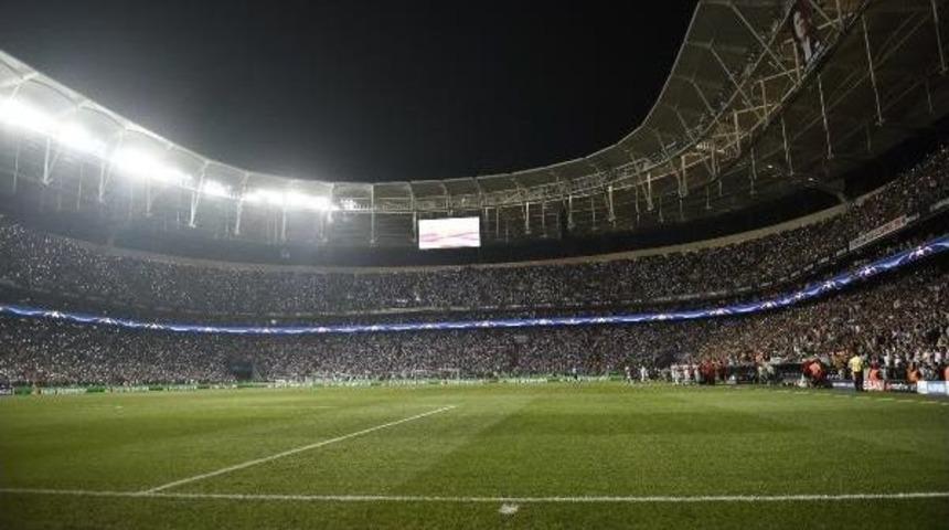 Vodafone Park'ta Işıklandırma Arızası&nbsp;