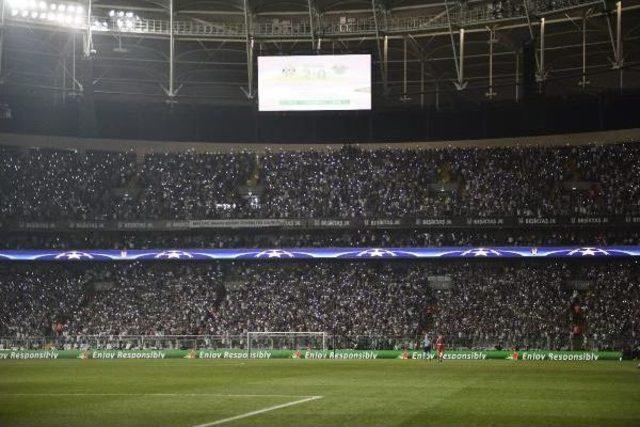 Vodafone Park'ta Işıklandırma Arızası 