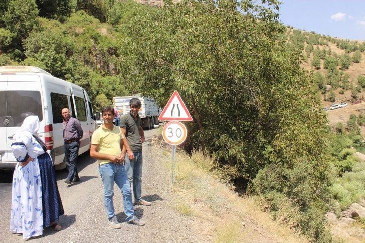 Beytüşşebap’ta Kaza Nedeniyle Yüzlerce Araçlık Kuyruk Oluştu G5