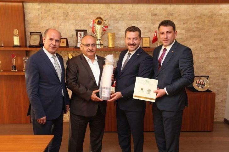 Başkan Yılmaz, Kurtdere Güreşleri İçin Bursa Ve İstanbul’da G5