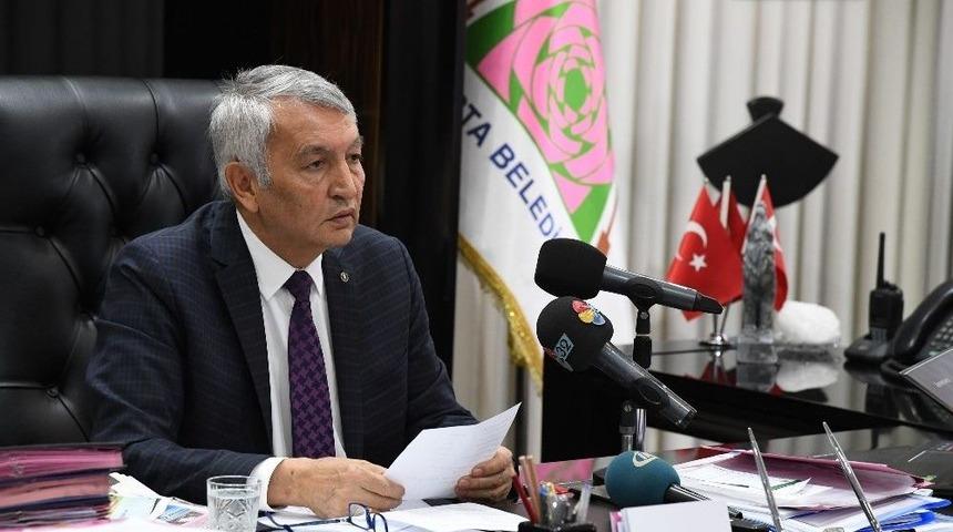 Başkan Günaydın’a Öğrencilerden, ’a Plus Üniversite Şehri Olma Ödülü’