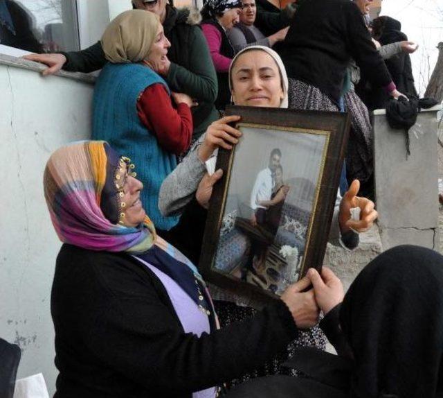 Çığda Ölen Erhan Arslan, Tunceli'de Toprağa Verildi