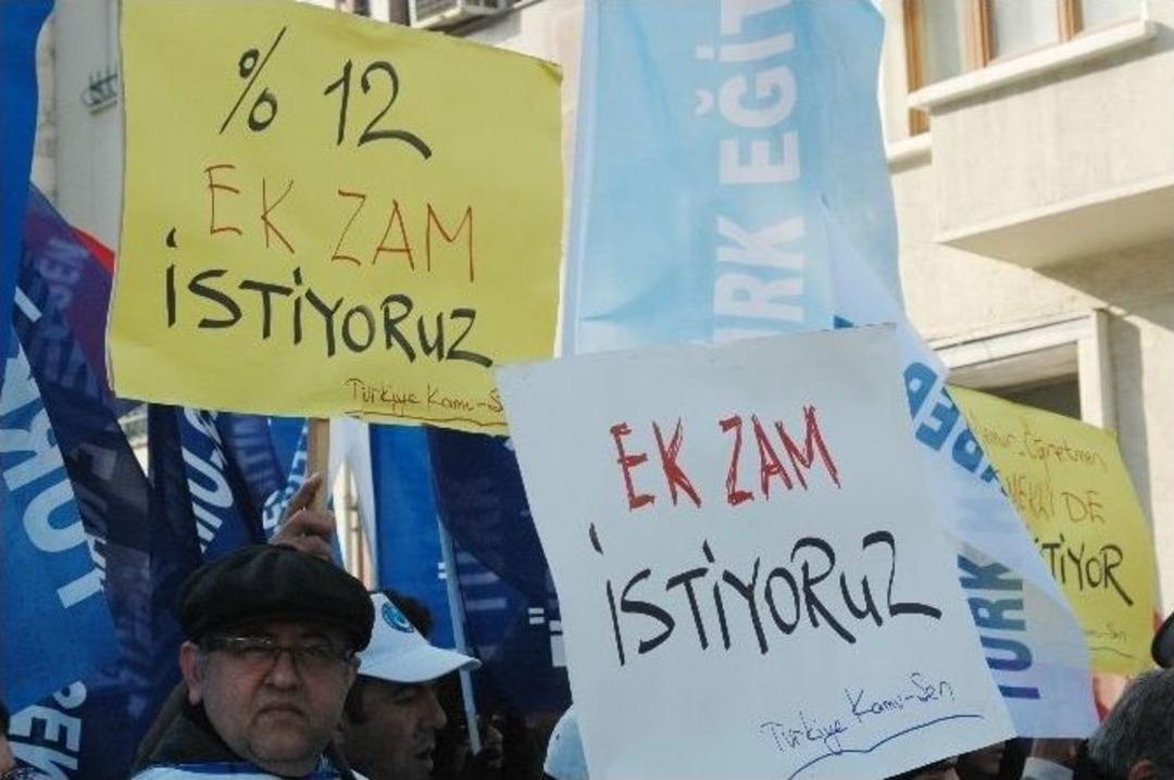 Memurlardan Bordro Yakma Eylemi