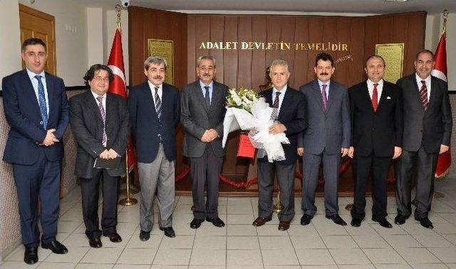 Meslekte 40 Yılını Dolduran Cumhuriyet Savcısı Başer’e Emeklilik Töreni