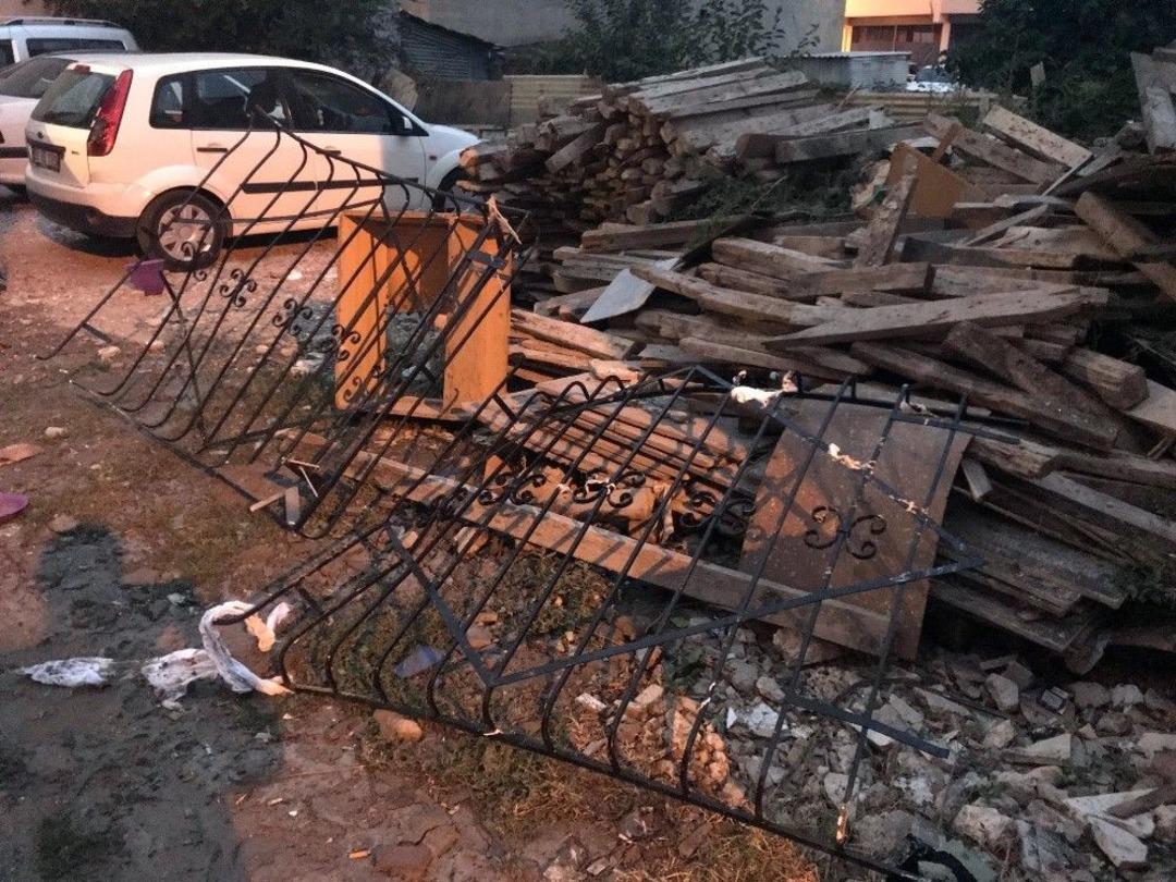 Doğalgaz Patladı: 3 Yaralı