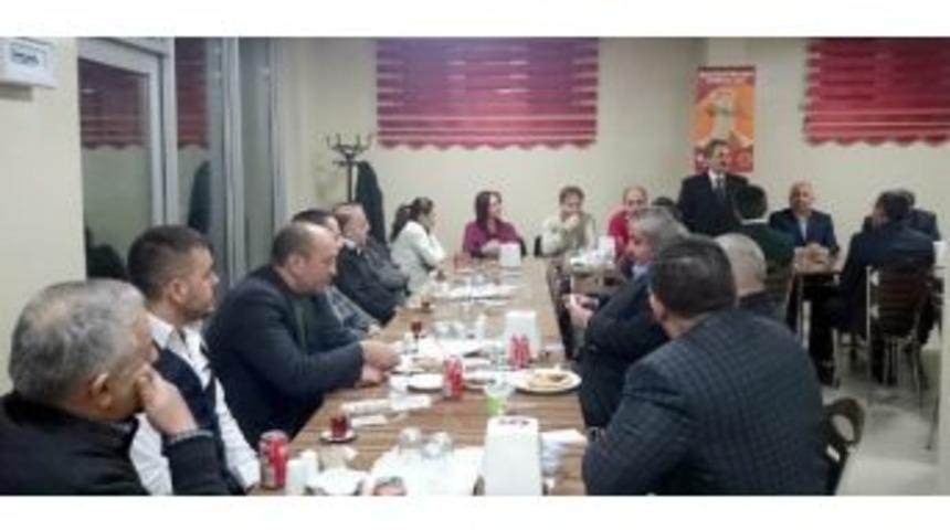 Başkan Akkaya İşadamları İle Bir Araya Geldi