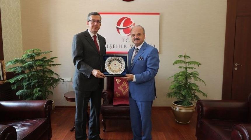 Adalet Komisyonu Başkanı Şener&rsquo;den Vali &Ccedil;akacak&rsquo;a Veda Ziyareti