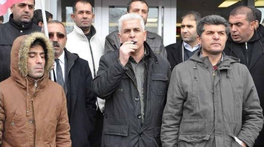 İş&ccedil;iler Bordrolarını Yaktı