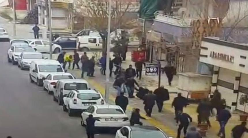 Sokak Ortasındaki &Ccedil;atışma Mobese&rsquo;ye Yansıdı