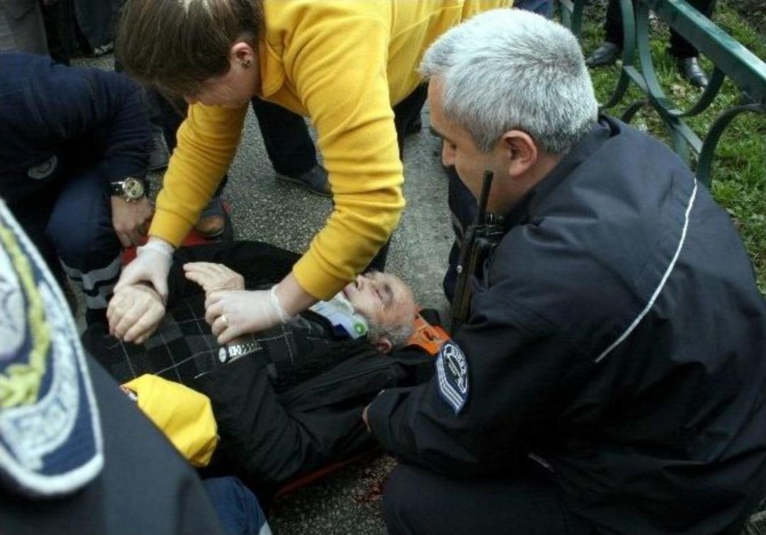 Hasta Ziyaretine Giderken Kaza Yaptılar