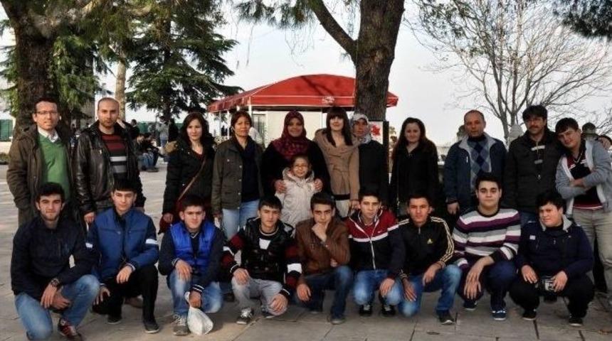 Balıkesirli &Ouml;ğrencilerden Bursa Gezisi