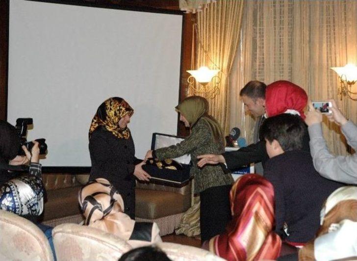 Sare Davutoğlu: “islam İyiliklerin Kaynağıdır” G5