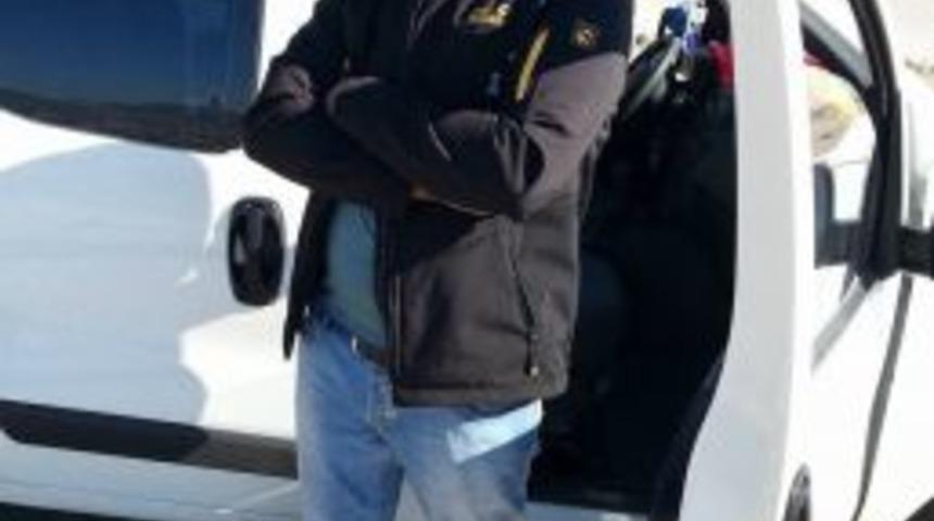 Cani Babanın Altını Islatan Kızına Yaptıkları Pes Dedirtti