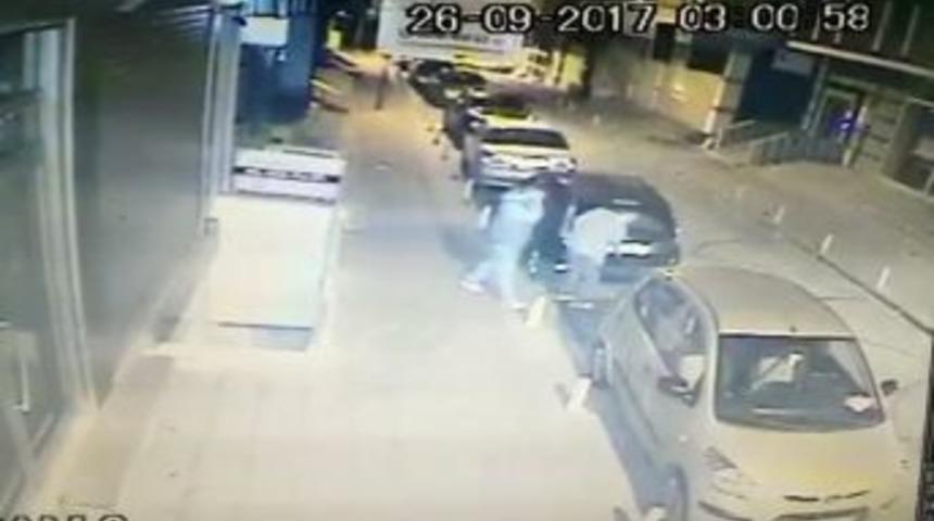 Sultanbeyli&rsquo;de Plaka Hırsızları Kamerada