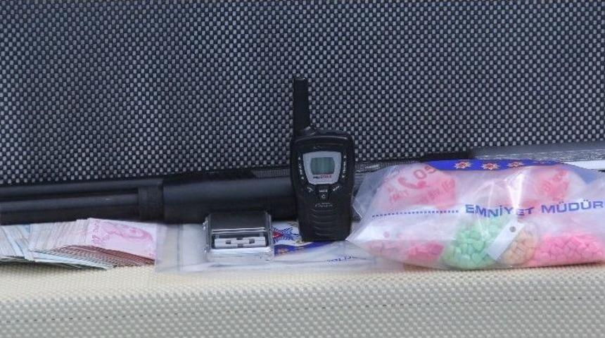 Uyuşturucu Tacirleri Operasyonu &Ouml;ğrenmek İ&ccedil;in Telsiz Almış