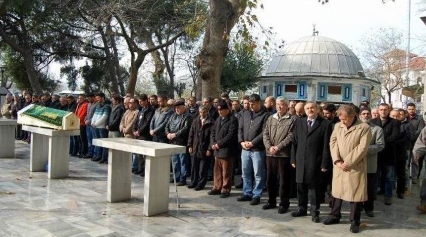 Tanınmış İş Adamı Mustafa Keleş Toprağa Verildi