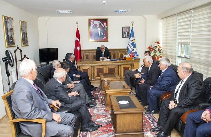 Vali Zorluoğlu, Van’da Göçmenlerin Kaldıkları Yerleşkeleri Ziyaret Etti G5