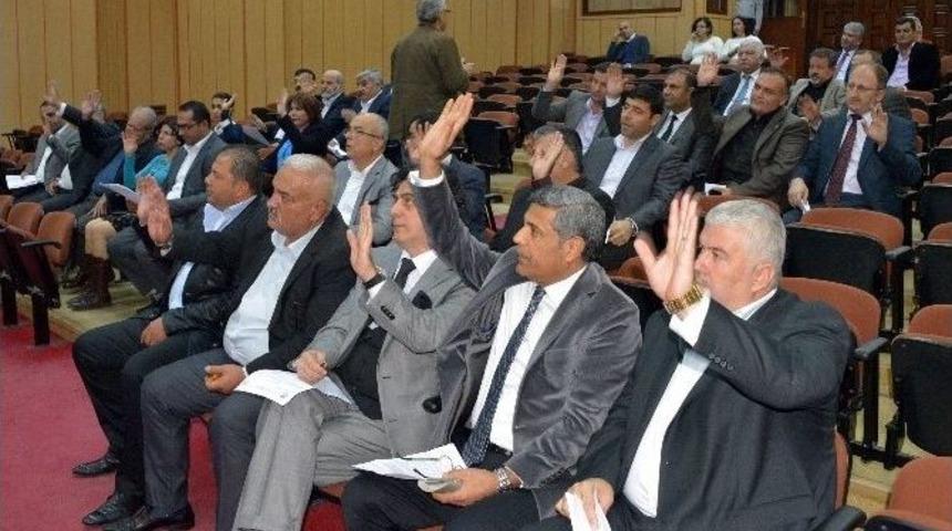 Mersin&rsquo;in Doğu Girişi &Ccedil;irkin G&ouml;r&uuml;nt&uuml;den Kurtuluyor