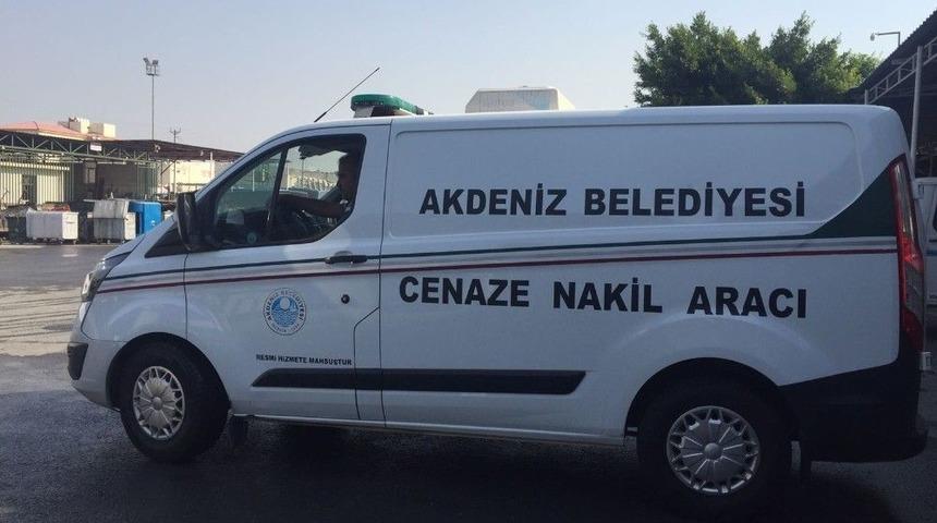Akdeniz Belediyesi, Acılı Gününde De Vatandaşı Yalnız Bırakmıyor