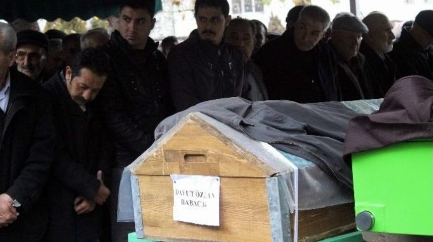 8&rsquo;inci Kattan D&uuml;şerek Hayatını Kaybeden Şahıs Son Yolculuğuna Uğurlandı