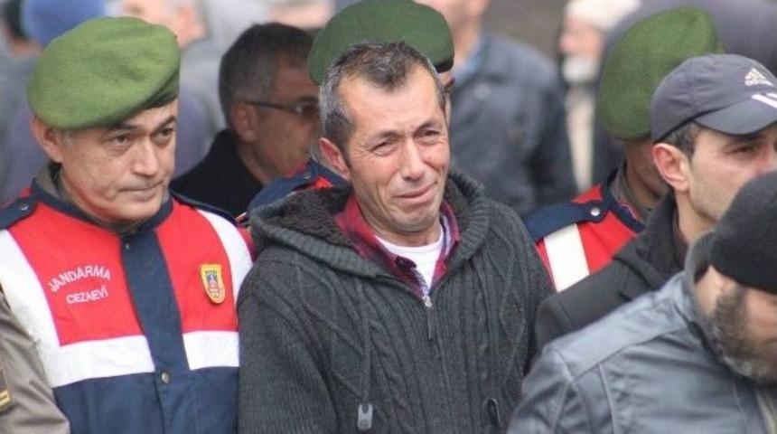 Babasını Son Yolculuğuna B&ouml;yle Uğurladı