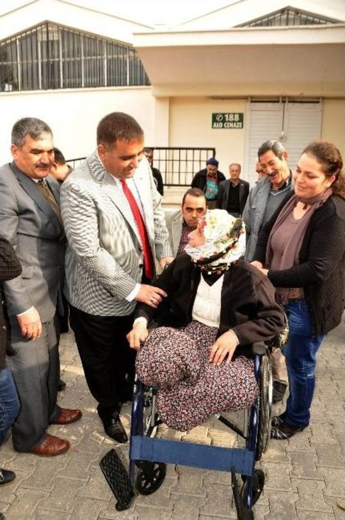 Başkan Can, Engellileri Unutmadı